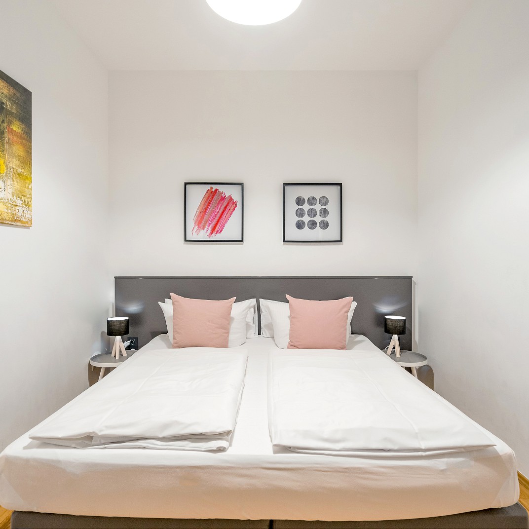 One Bedroom Apartment