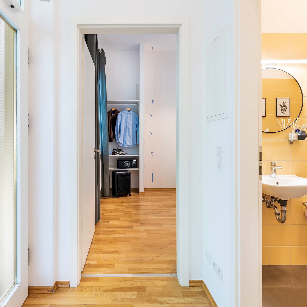 One Bedroom Apartment