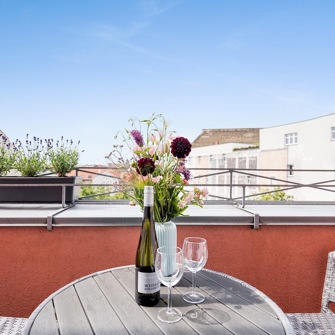 One Bedroom Apartment