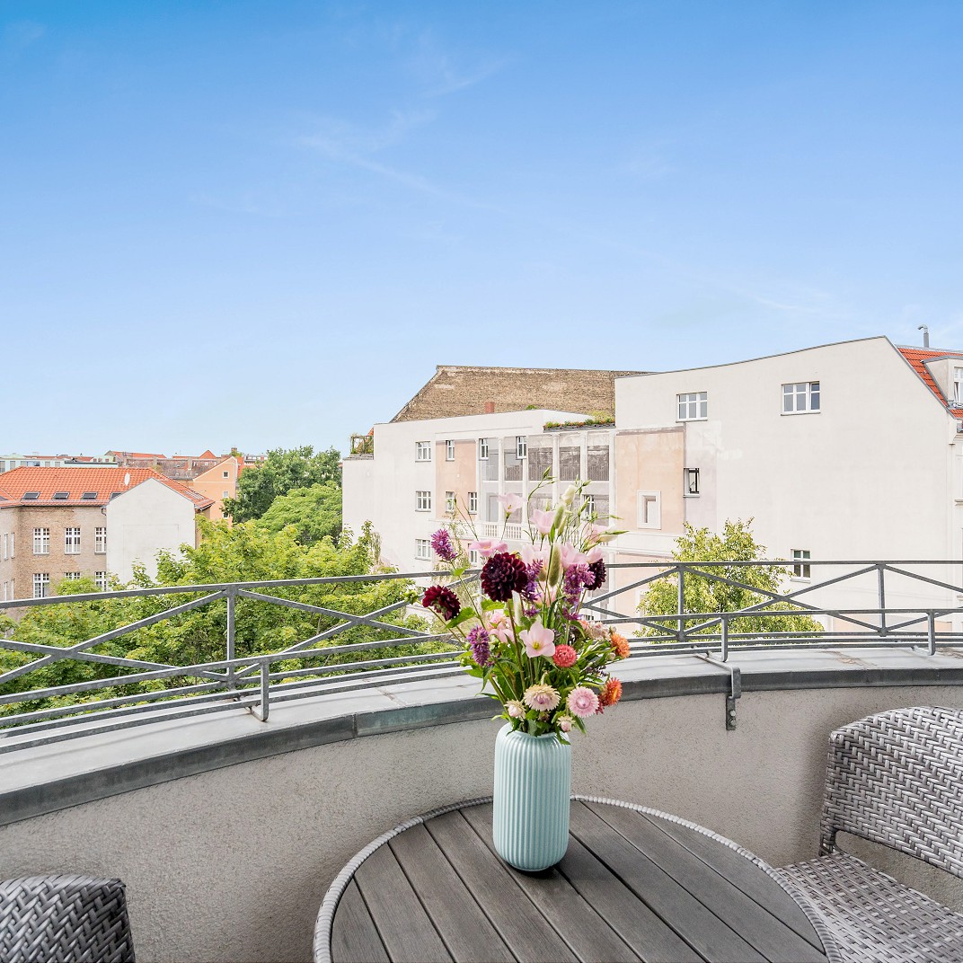 One Bedroom Apartment